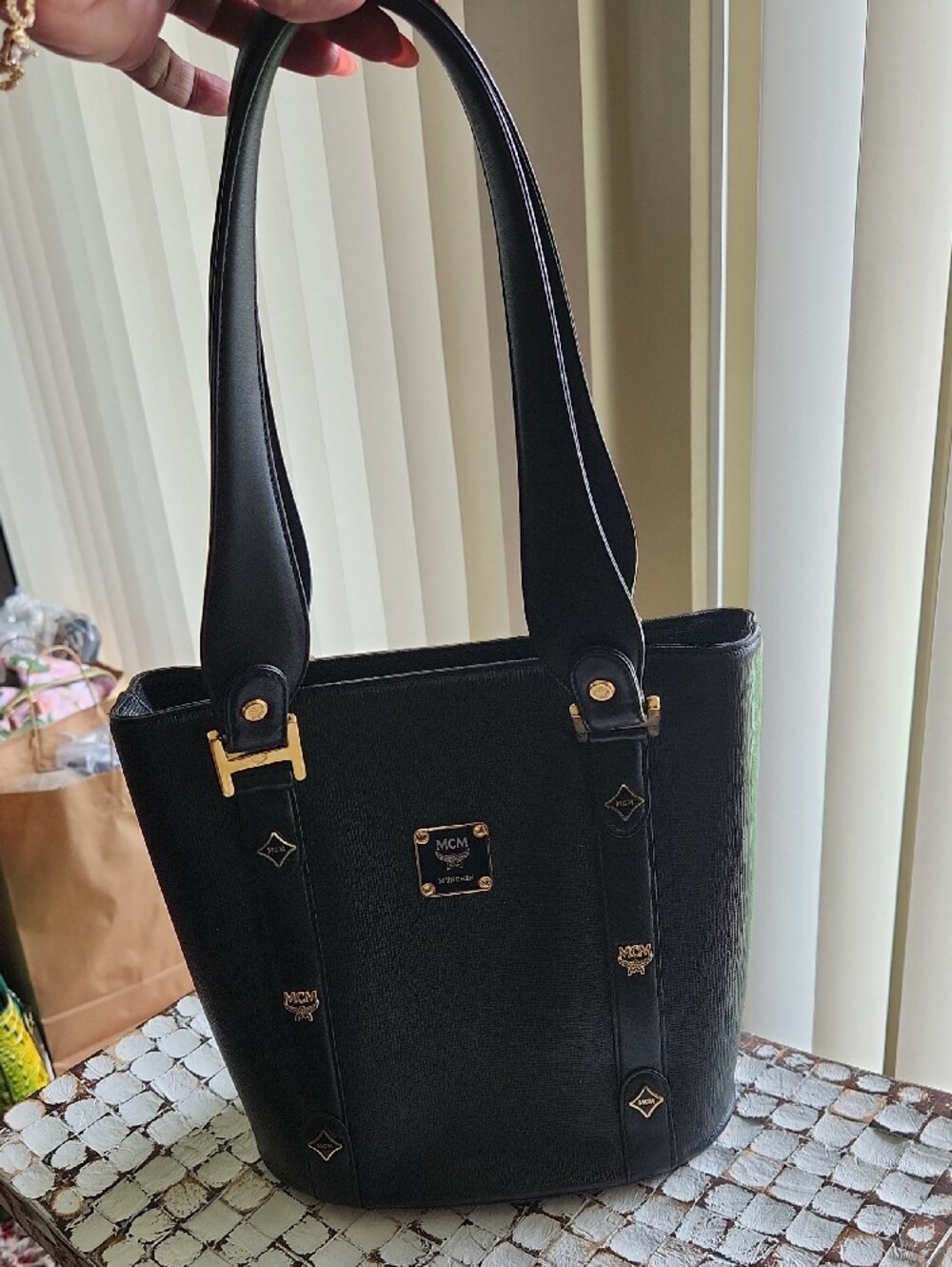 MCM Black Leather Tote Bag with Gold Hardware - Picture 2 of 14